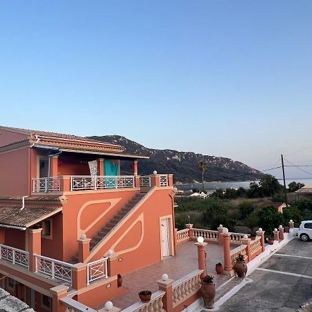 Villa Magda. Agios Georgios Pagon Exteriér fotografie