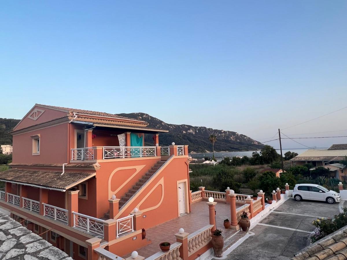 Villa Magda. Agios Georgios Pagon Exteriér fotografie