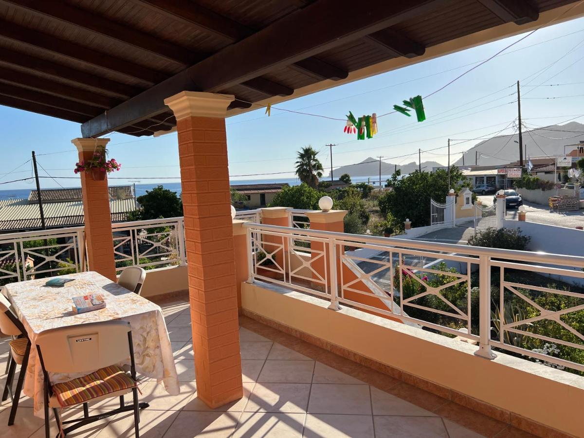 Villa Magda. Agios Georgios Pagon Exteriér fotografie