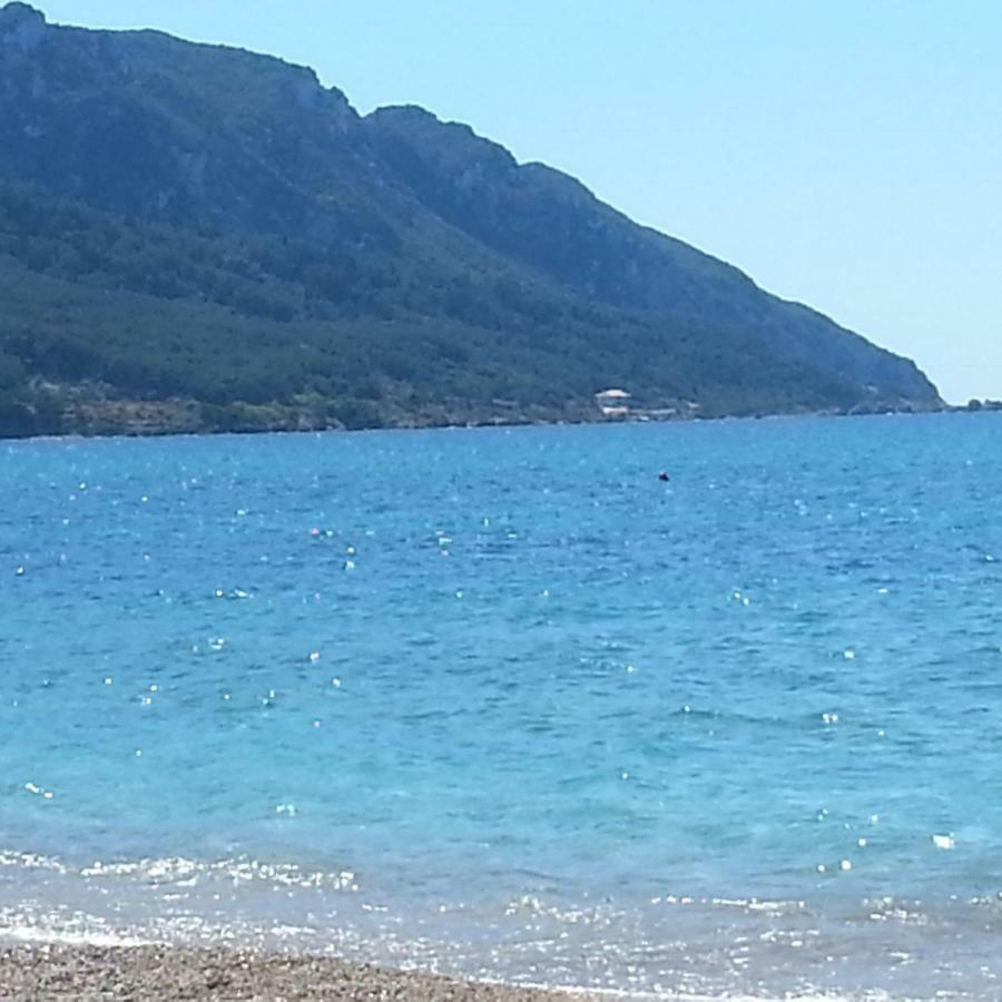 Villa Magda. Agios Georgios Pagon Exteriér fotografie
