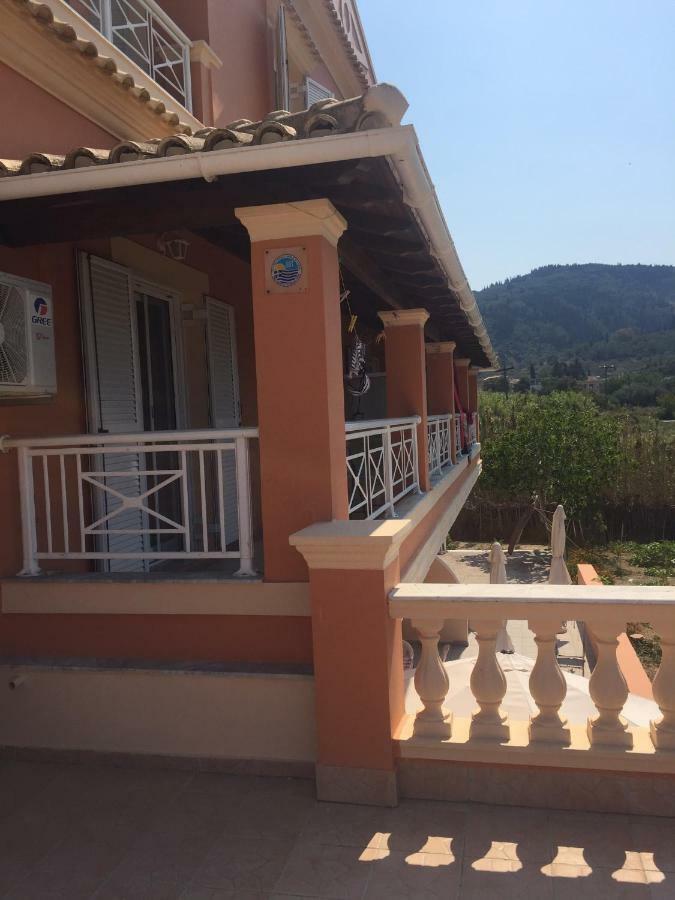 Villa Magda. Agios Georgios Pagon Exteriér fotografie